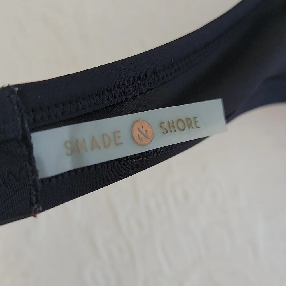 Shade & Shore Bikini Tops 34D - Picture 4 of 10